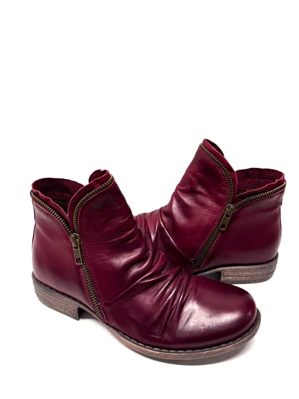 MIZ MOOZ RUCHED LEATHER BOOTIE SIDE ZIP AROUND BURGUNDY 37EU / 7US NEW # B 80